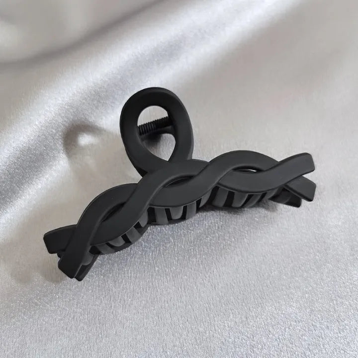 Matte Twist Hair Grip Claw 1pc