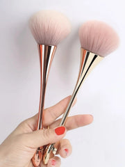 Powder Blush Brush Professional Make Up Brush 1pc